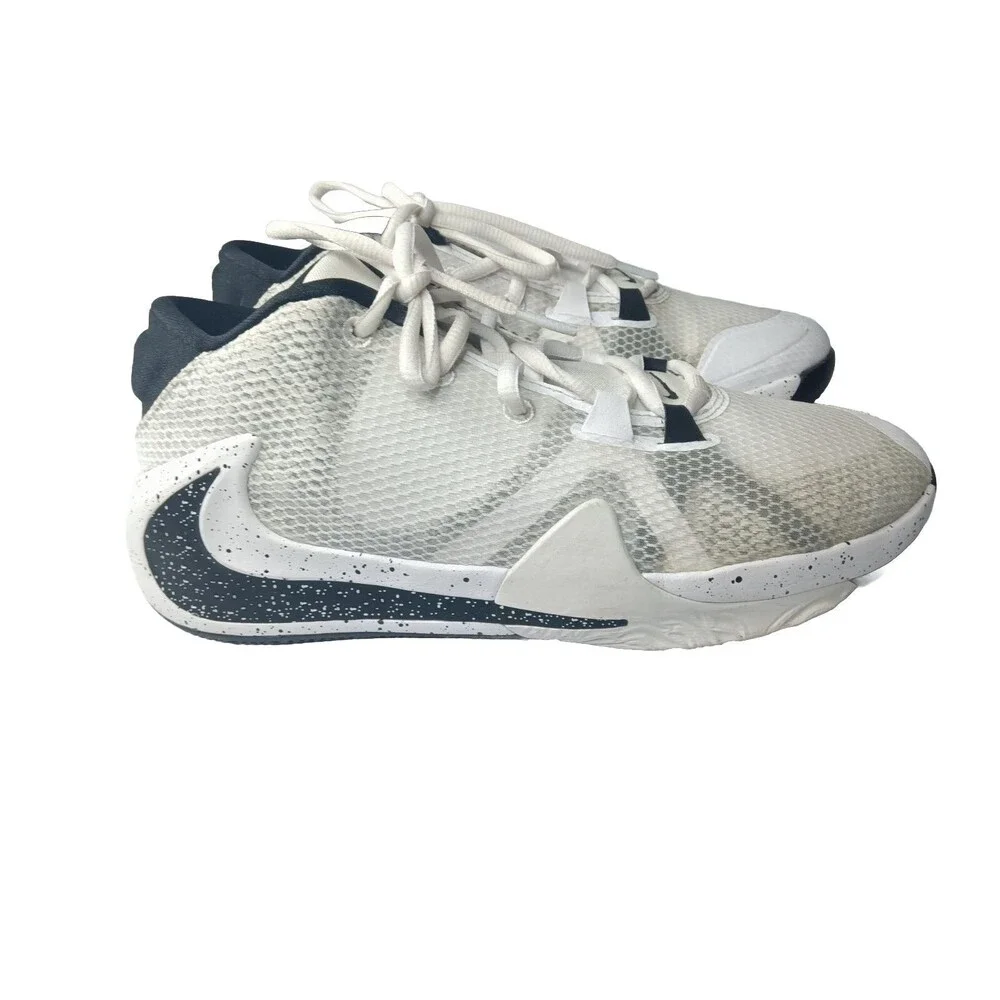 Nike Freak 1 Shoes Boys Size 7 Y sneakers White & Black